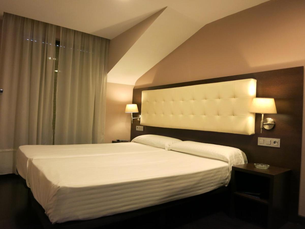 Apartamentos Boutique Catedral Valladolid Zewnętrze zdjęcie